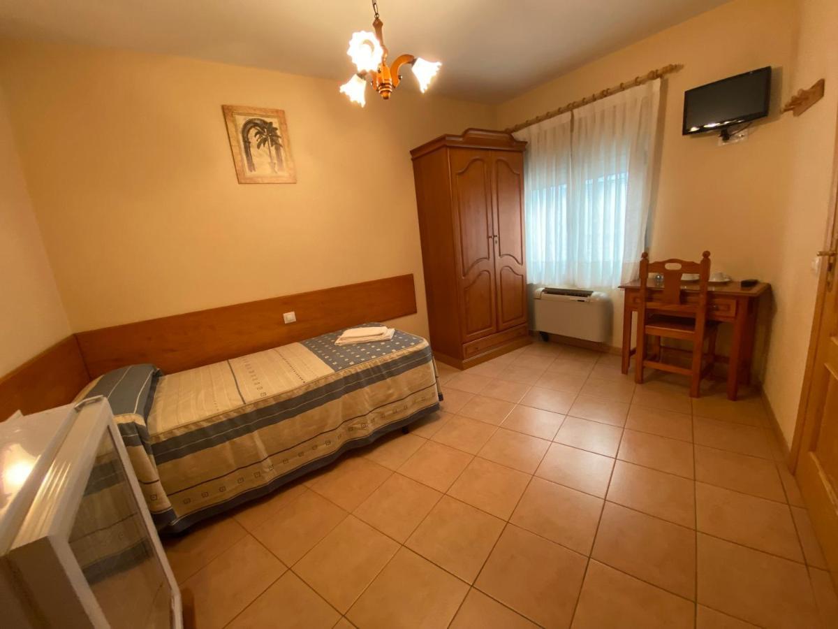 Hostal Jose Mari Ciudad-Rodrigo Buitenkant foto