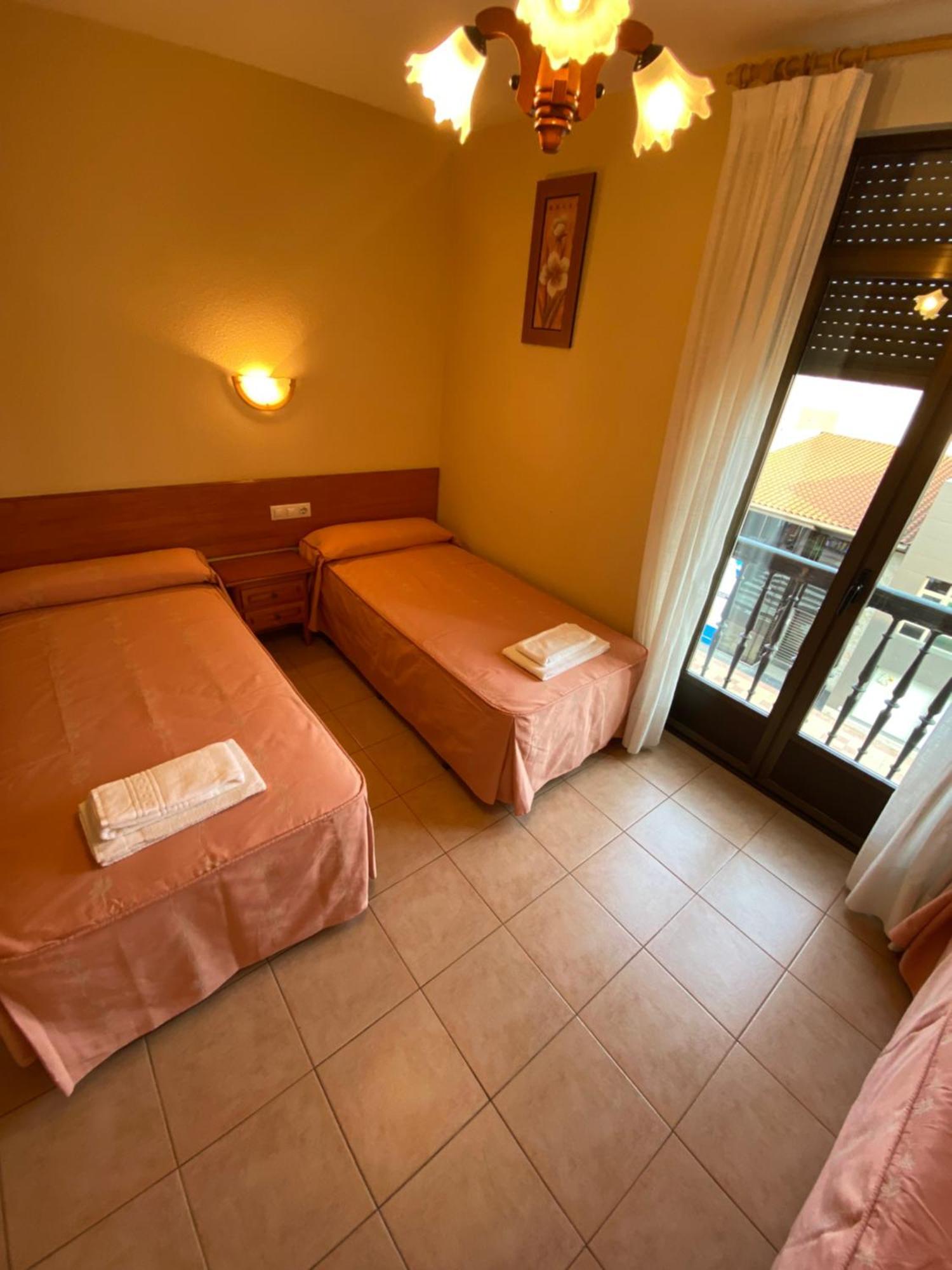 Hostal Jose Mari Ciudad-Rodrigo Buitenkant foto